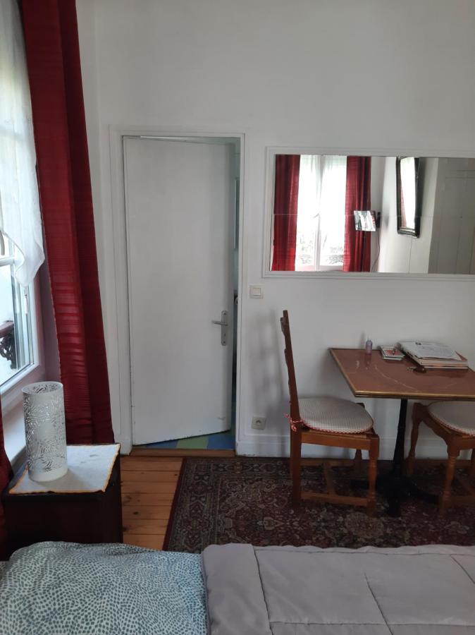 Chambre Eugenie Saint-Cloud Exterior photo